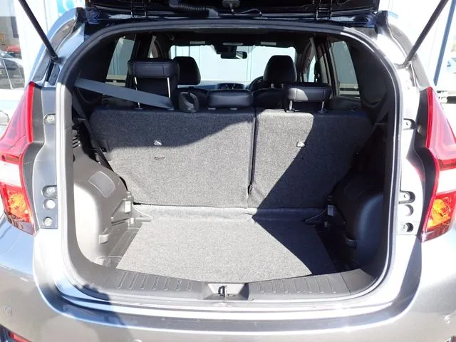 ノート（ニッサン）の車両写真