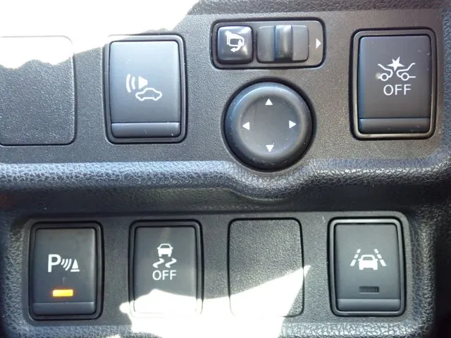 ノート（ニッサン）の車両写真