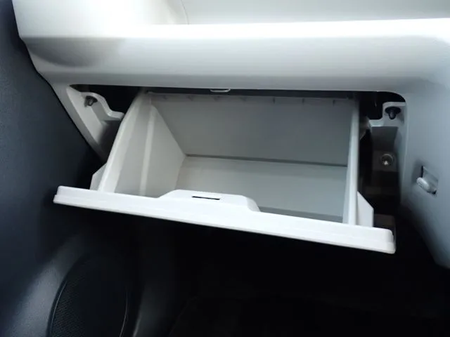 ミラ　イース（ダイハツ）の車両写真