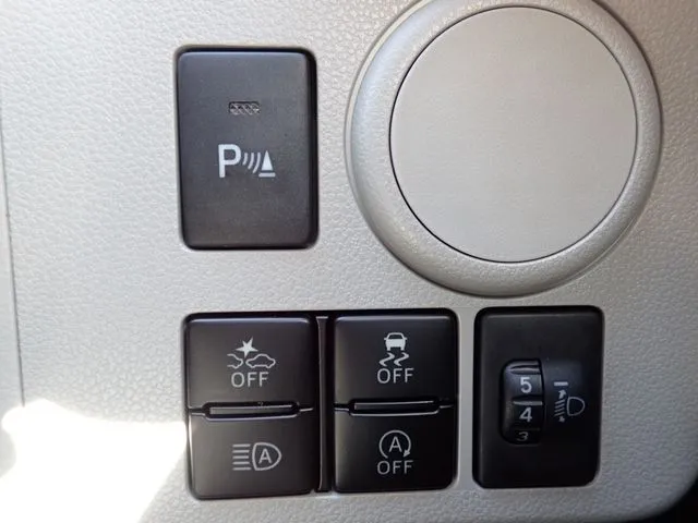 ミラ　イース（ダイハツ）の車両写真