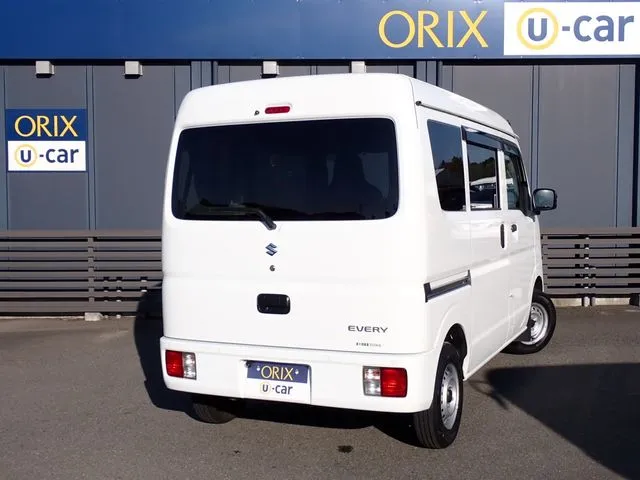 エブリイバン（スズキ）の車両写真