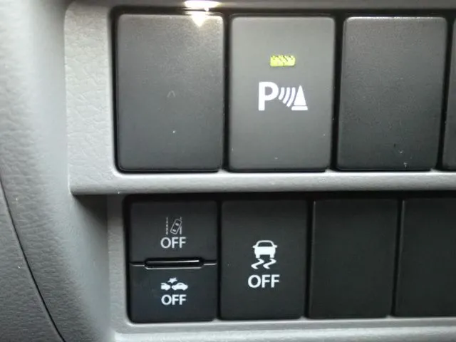 エブリイバン（スズキ）の車両写真