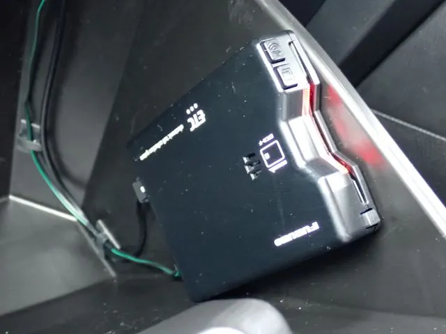 ＭＡＺＤＡ２（マツダ）の車両写真