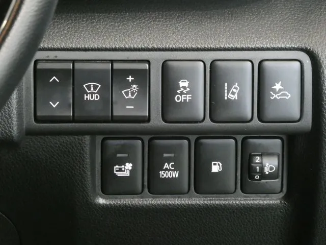 ミツビシ　エクリプス　クロス　ＰＨＥＶ
