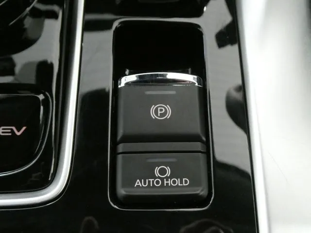 ミツビシ　エクリプス　クロス　ＰＨＥＶ