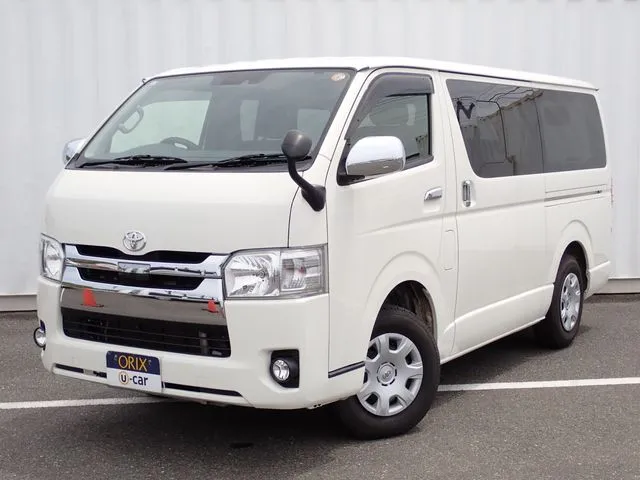 ハイエースバン　４ＷＤ（トヨタ）の車両写真