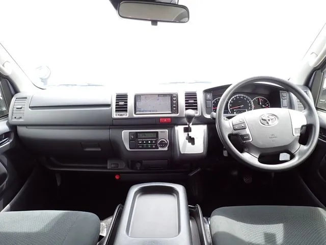 ハイエースバン　４ＷＤ（トヨタ）の車両写真