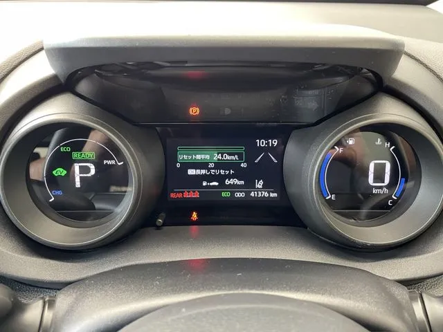 ヤリスクロス　ハイブリッド（トヨタ）の車両写真