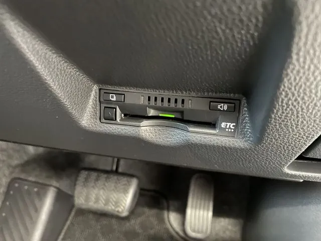 ヤリスクロス　ハイブリッド（トヨタ）の車両写真