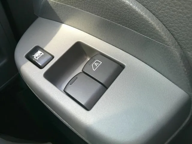 ニッサン　ＮＶ２００バネットバン　４ＷＤ