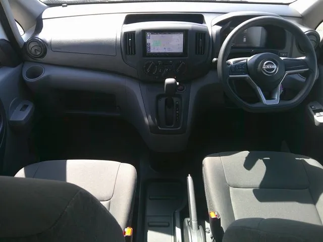 ニッサン　ＮＶ２００バネットバン　４ＷＤ