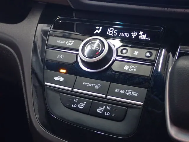 ホンダ　フリードプラス　ハイブリッド