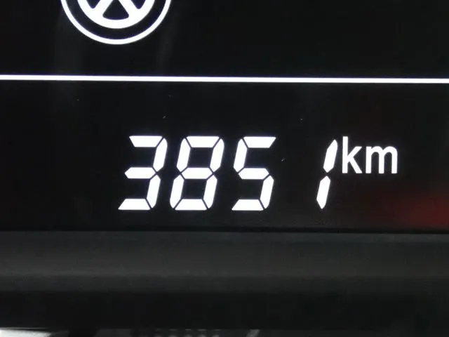 スペーシア（スズキ）の車両写真