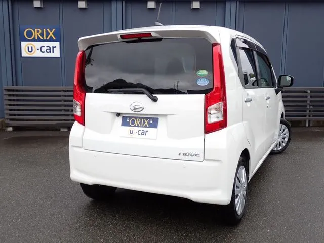 ムーヴ（ダイハツ）の車両写真