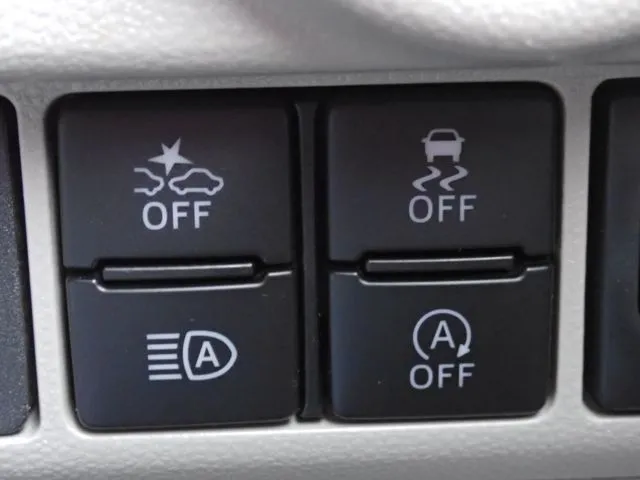 ムーヴ（ダイハツ）の車両写真