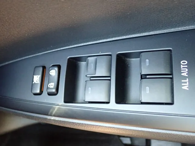 カローラフィールダー（トヨタ）の車両写真