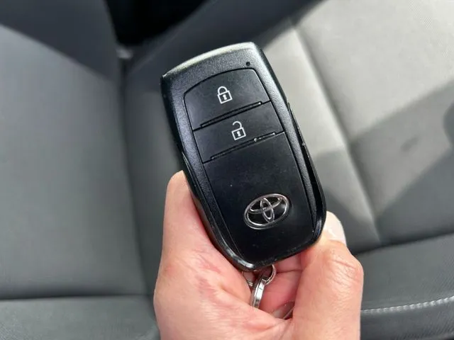 プリウス（トヨタ）の車両写真