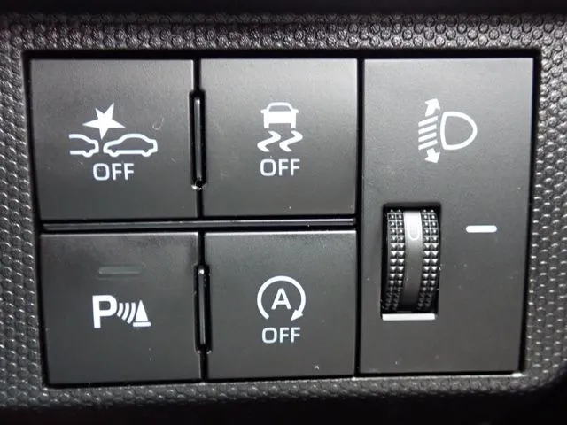 タフト（ダイハツ）の車両写真