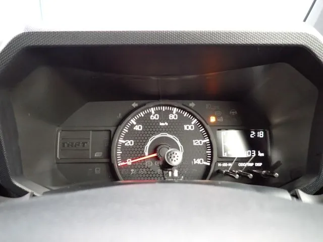 タフト（ダイハツ）の車両写真