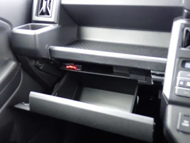 タフト（ダイハツ）の車両写真