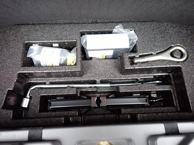 タフト（ダイハツ）の車両写真