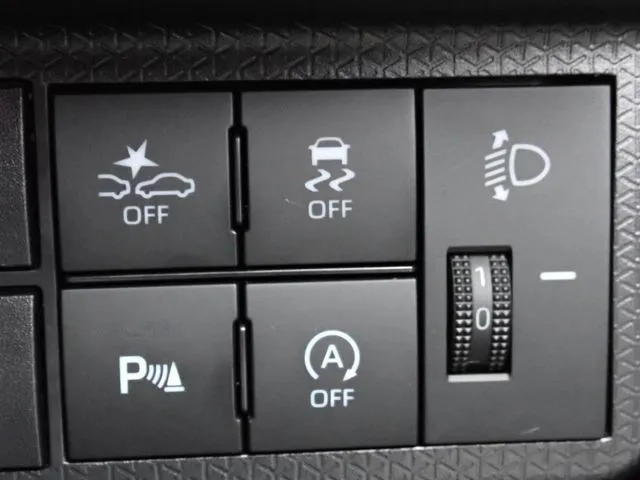 タント（ダイハツ）の車両写真