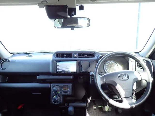 プロボックスバン　ハイブリッド（トヨタ）の車両写真