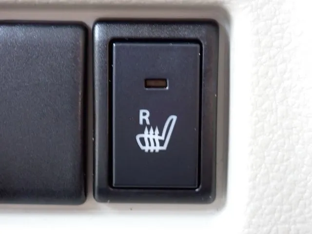 スペーシア（スズキ）の車両写真