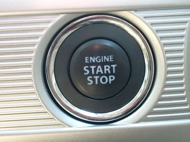 スペーシア（スズキ）の車両写真