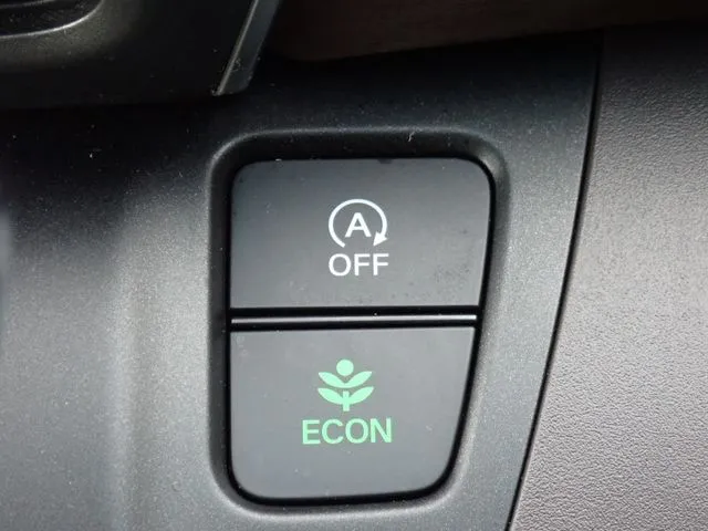 フリード（ホンダ）の車両写真