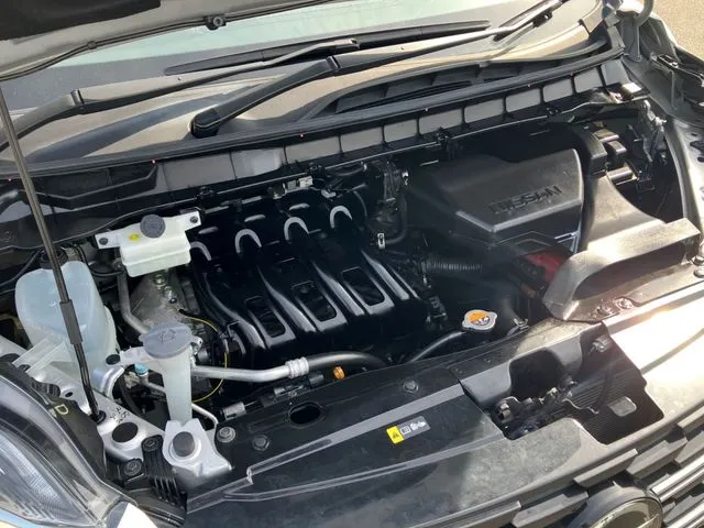 セレナ　Ｓハイブリッド　４ＷＤ（ニッサン）の車両写真