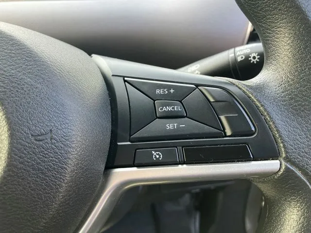 セレナ　Ｓハイブリッド　４ＷＤ（ニッサン）の車両写真