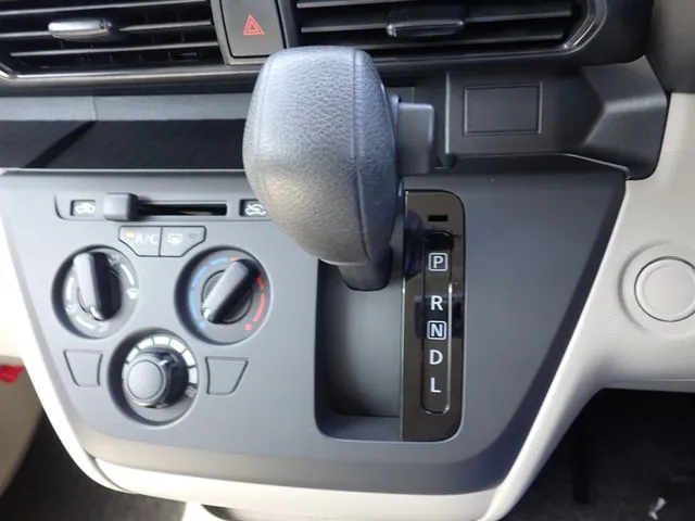 ルークス（ニッサン）の車両写真