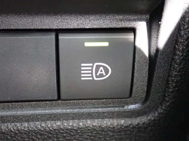 トヨタ　ヤリス