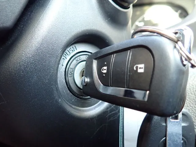 トヨタ　ヤリス