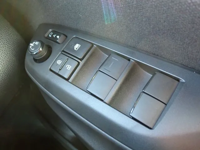 トヨタ　ヤリス