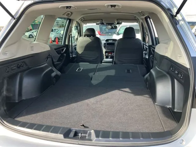 フォレスター（スバル）の車両写真