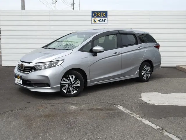 ホンダ　シャトル　ハイブリッド