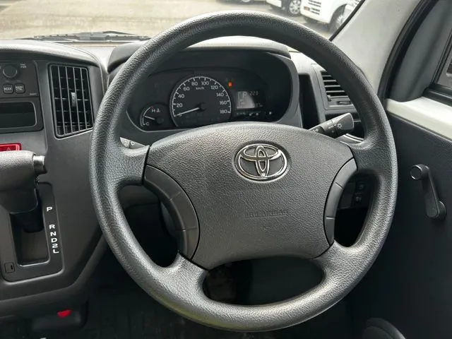 タウンエースバン　２ＷＤ（トヨタ）の車両写真
