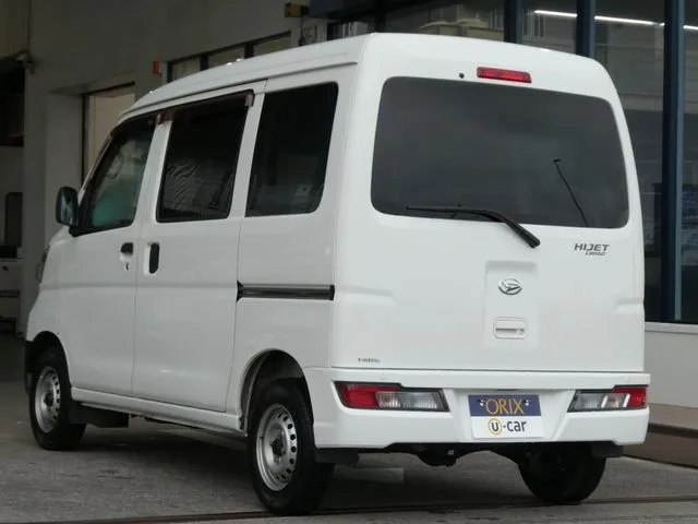 ハイゼットカーゴ（ダイハツ）の車両写真