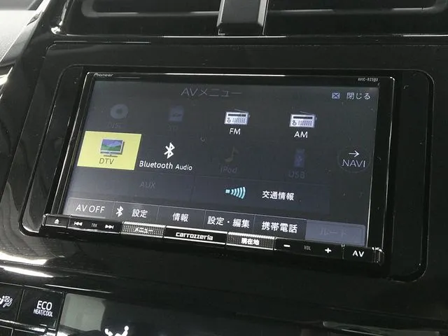 プリウス　４ＷＤ（トヨタ）の車両写真