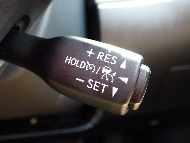 レクサス　ＲＸ４５０ｈ　２ＷＤ（トヨタ）の車両写真