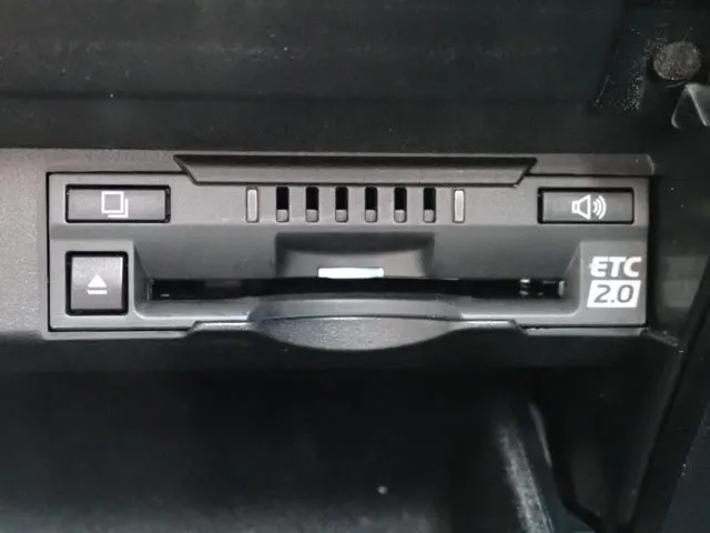 レクサス　ＲＸ４５０ｈ　２ＷＤ（トヨタ）の車両写真