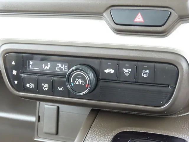ホンダ　Ｎ　ＢＯＸ