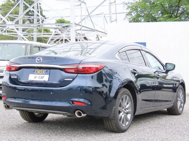 マツダ　ＭＡＺＤＡ６　セダン
