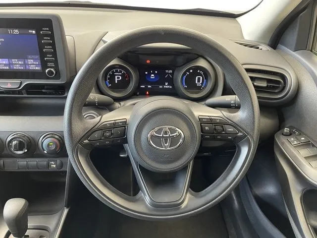 ヤリスクロス（トヨタ）の車両写真