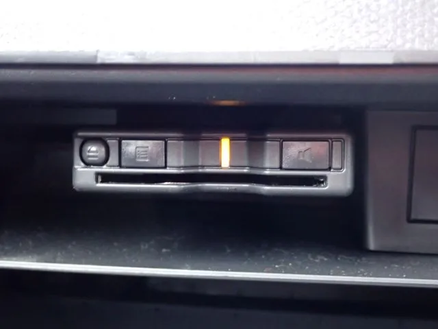ダイハツ　タフト