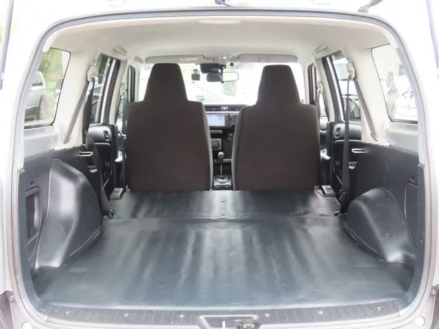 プロボックスバン　４ＷＤ（トヨタ）の車両写真