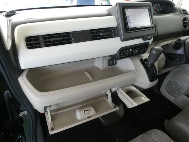 ホンダ　Ｎ　ＢＯＸ
