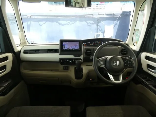 ホンダ　Ｎ　ＢＯＸ